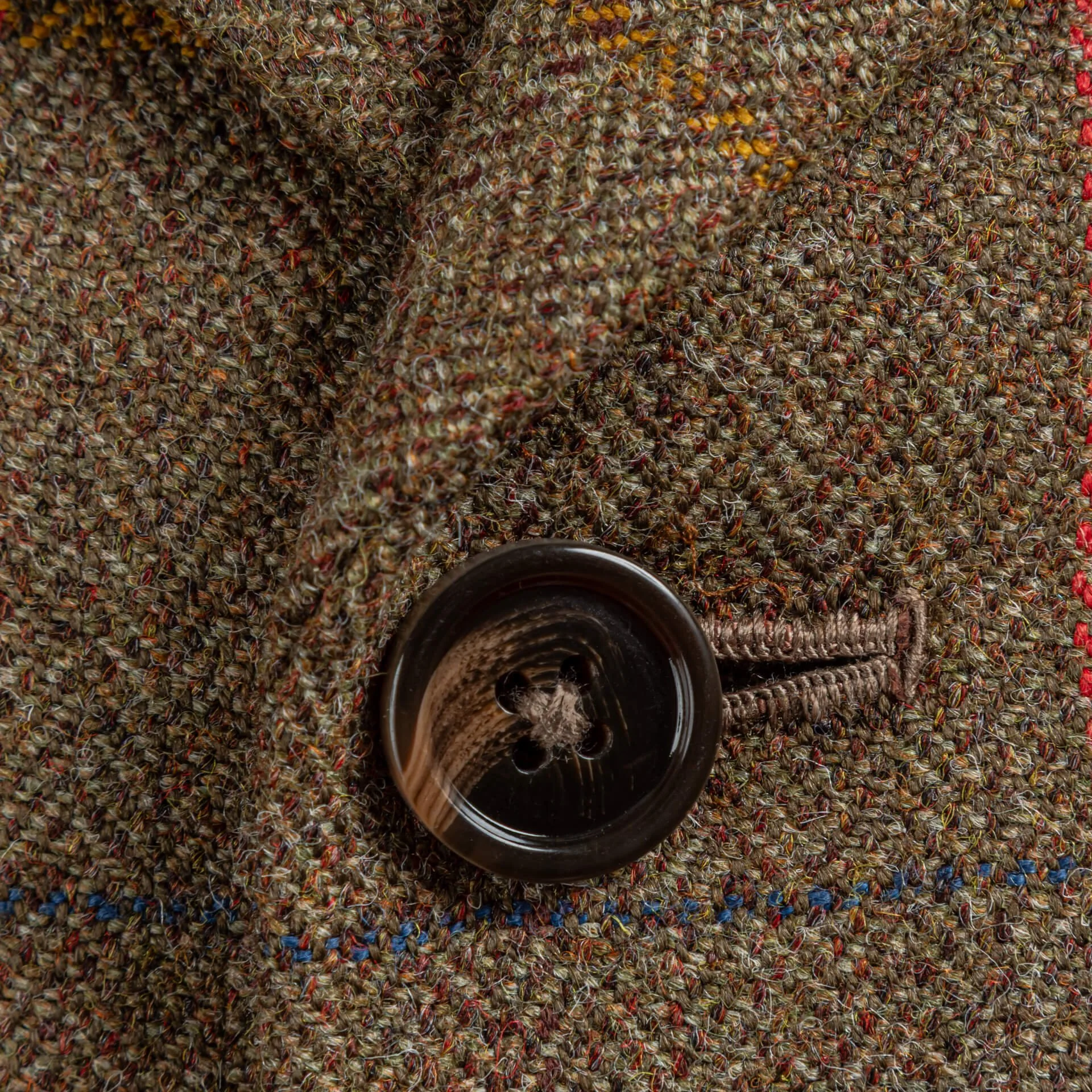 Bespoke Tweed Jacket: Stylish and Functional for Everyday Use — De